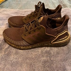 Adidas UltraBoost 20 x James Bond